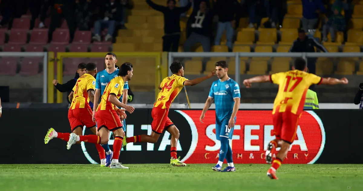 Bournemouth punta Tiago Gabriel dopo la stagione impressionante con il Lecce