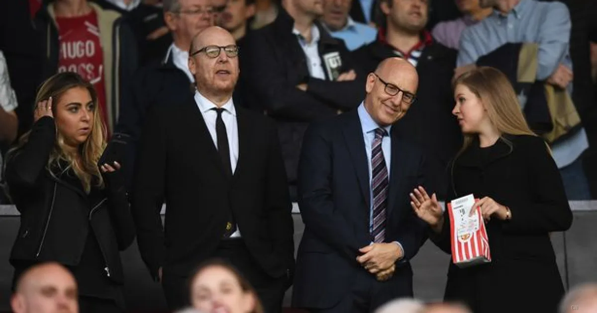 Manchester United, svolta societaria: i Glazer discutono la cessione totale per oltre 5 miliardi di sterline