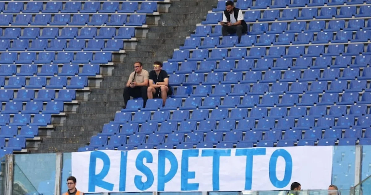 Lazio, la protesta contro Lotito costa carissimo: rischio buco da 20 milioni tra abbonamenti e stadio