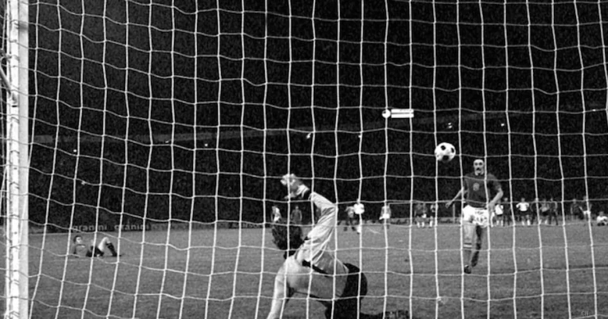 Mezzo secolo di 'cucchiaio': la storia del rigore leggendario di Panenka che ha cambiato il calcio mondiale