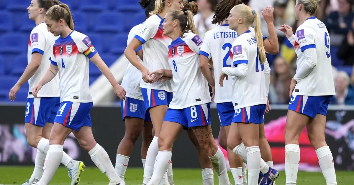 Inghilterra verso i play-off nonostante la vittoria sull'Ucraina