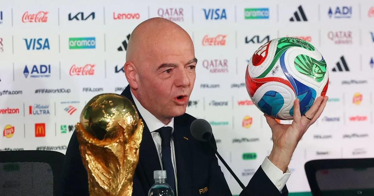 Mondiali 2026 al via: Infantino divide, proteste in Messico e l'Inghilterra di Tuchel cala il tris