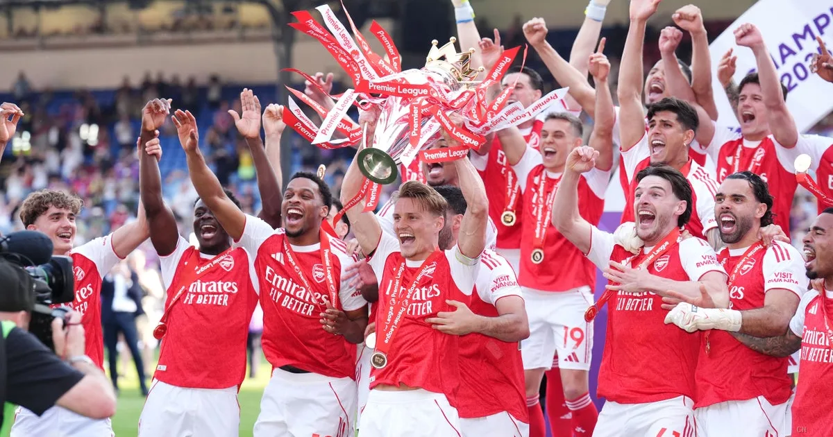 Premier League 2026/27: Svelato il Calendario Ufficiale, l'Arsenal Difende il Titolo contro le Grandi Potenze