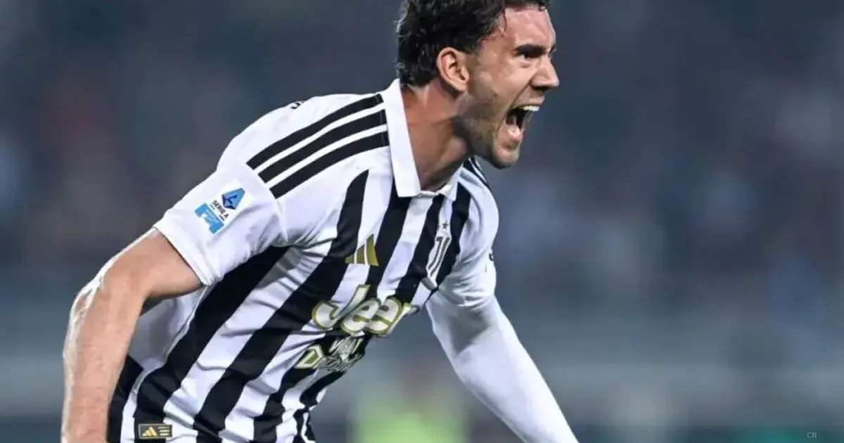 Juventus, ultimatum a Vlahovic: rinnovo immediato o cessione, il Besiktas prepara l'offerta