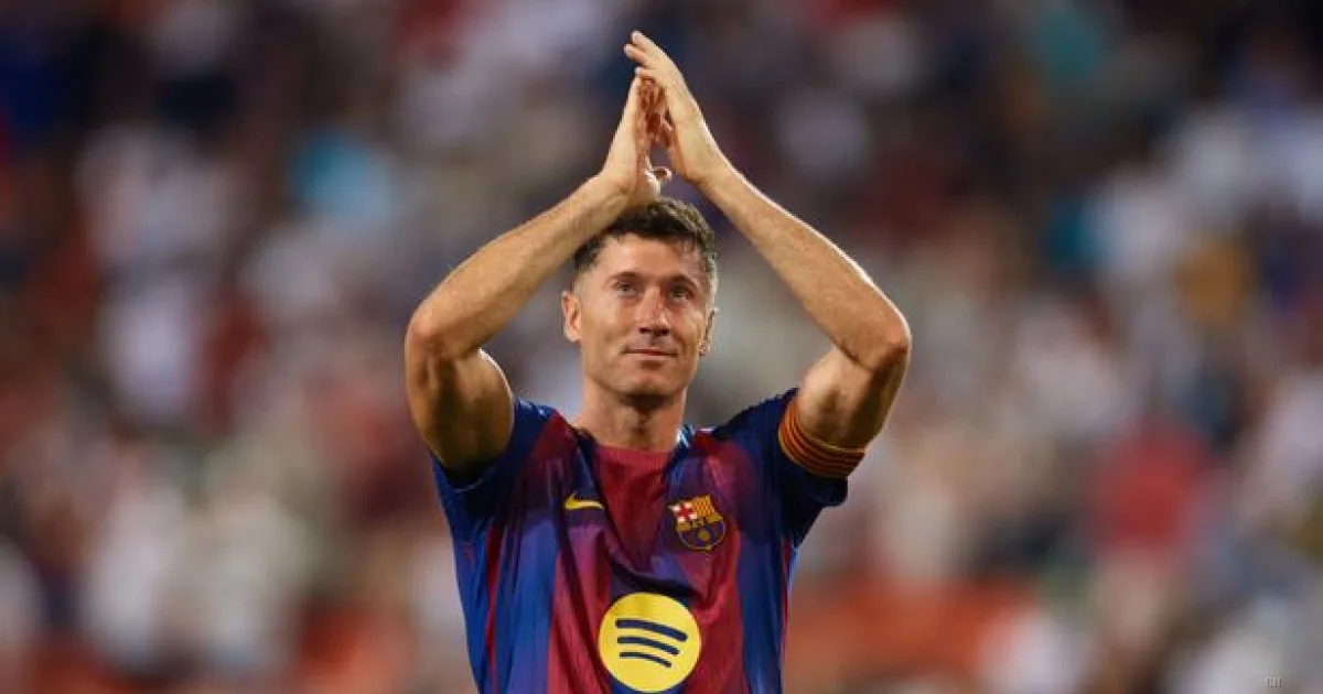 Robert Lewandowski vola negli USA: ufficiale il passaggio ai Chicago Fire dopo l'addio al Barcellona