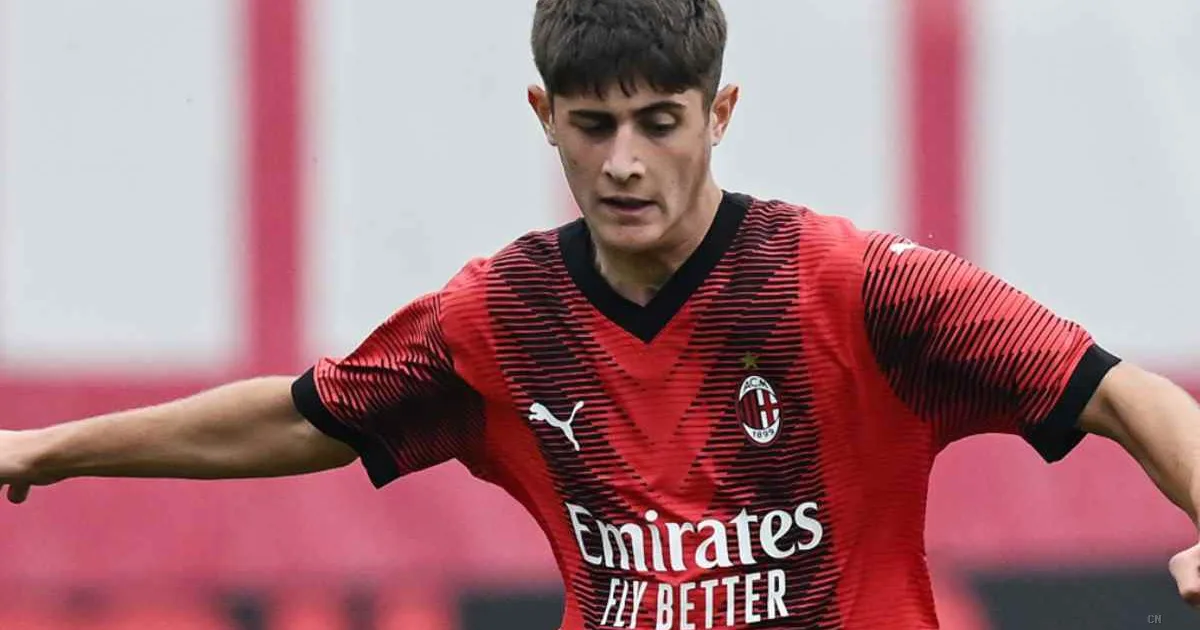 Milan, ritorno di fiamma per Liberali: Amorim vuole il talento del Catanzaro per il nuovo corso rossonero