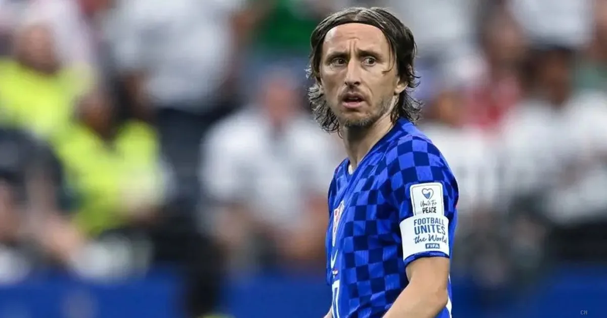 Milan, il futuro di Modric resta un mistero: "Non è il momento di parlare, saprete tutto a breve"