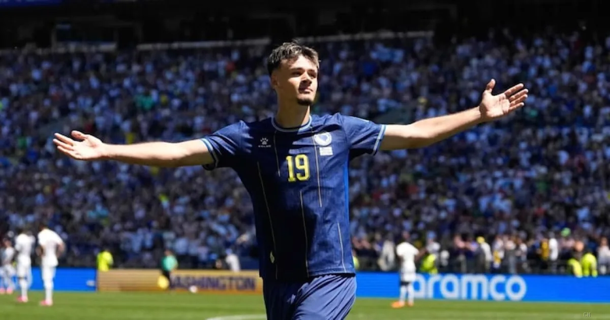 Milan, caccia al trequartista: Ibrahimovic punta Alajbegovic, ma Cardinale sogna il colpo Karetsas
