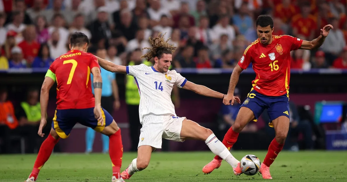 Francia-Spagna, la sfida totale: a Dallas si decide il futuro tattico del calcio mondiale