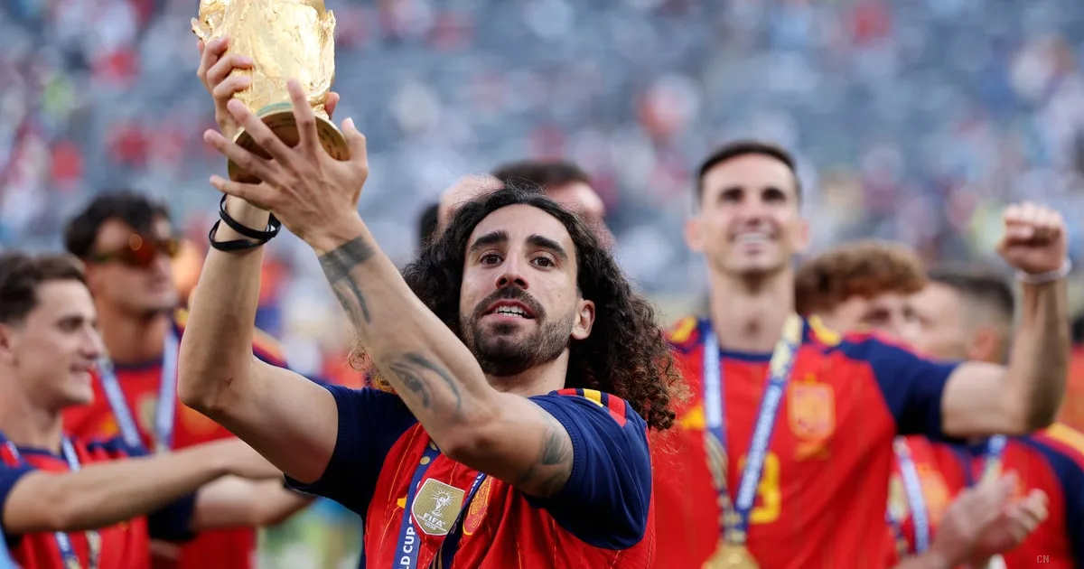 Spagna Campione del Mondo: De la Fuente 'chiama' Cucurella per il tatuaggio promesso dopo il trionfo