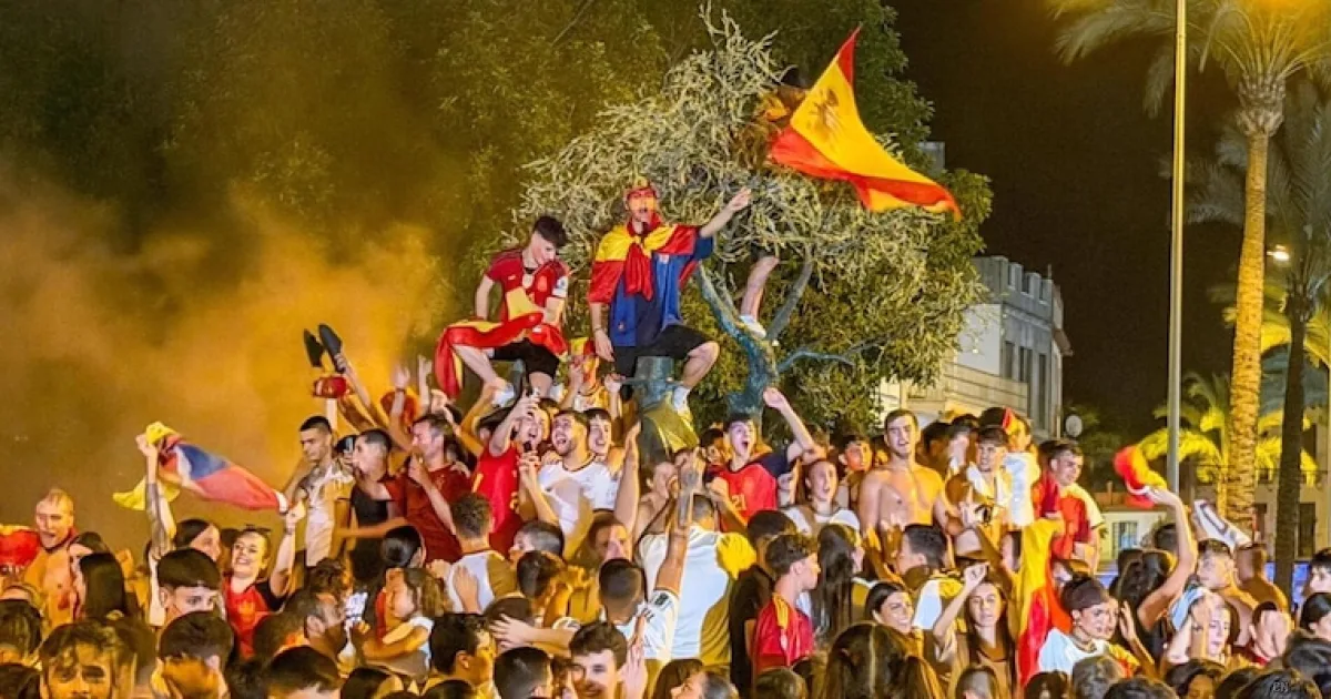 Tragedia in Spagna: muore un tredicenne durante i festeggiamenti per il trionfo mondiale della Roja