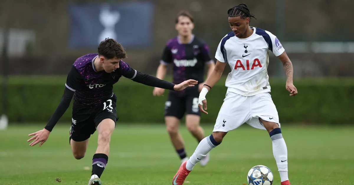 Il Manchester United si assicura il giovane talento del Tottenham