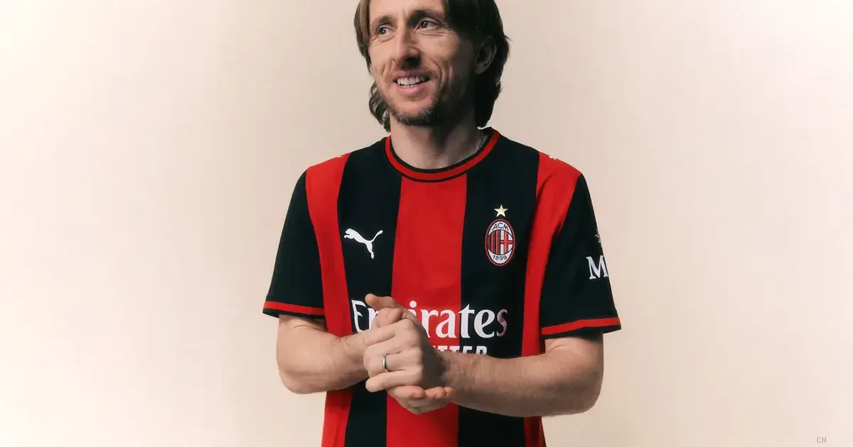 Modric rinnova con il Milan fino al 2027