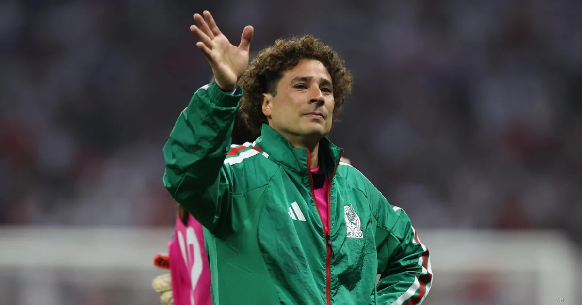 Addio al calcio per Ochoa