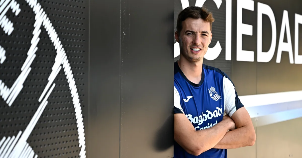 Jon Pacheco giura fedeltà alla Real Sociedad: "Il mio obiettivo è diventare un titolare inamovibile in difesa"