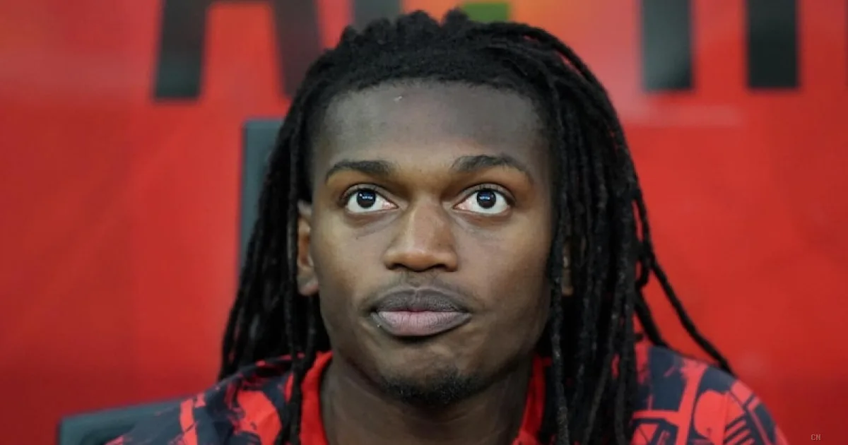 Leao-Galatasaray, offerta da 10 milioni a stagione: il portoghese riflette mentre il Milan fissa il prezzo