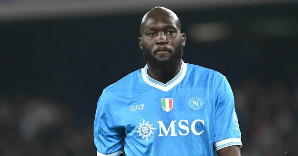 Napoli, Lukaku verso l'addio: Pastorello cerca offerte mentre De Laurentiis pianifica il futuro a Dimaro