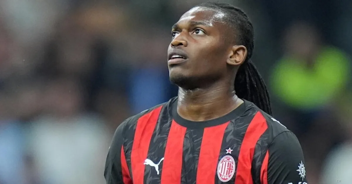 Leao, il Fenerbahce tenta il colpo: missione a Milano e offerta da 10 milioni di euro a stagione