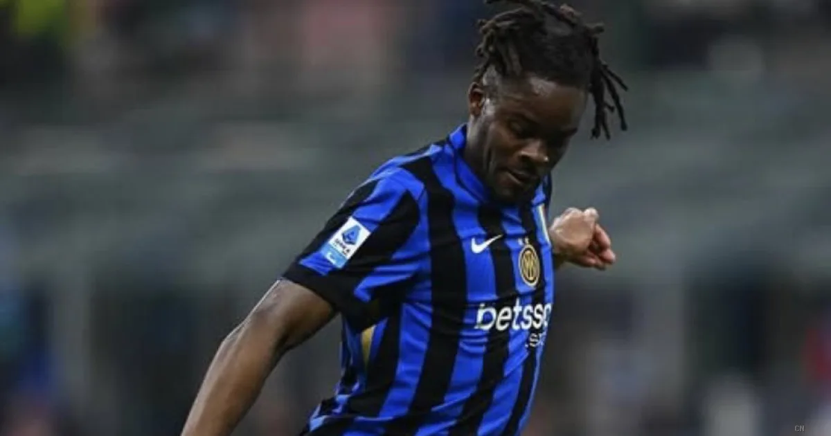 Bisseck rinnova con l'Inter fino al 2031