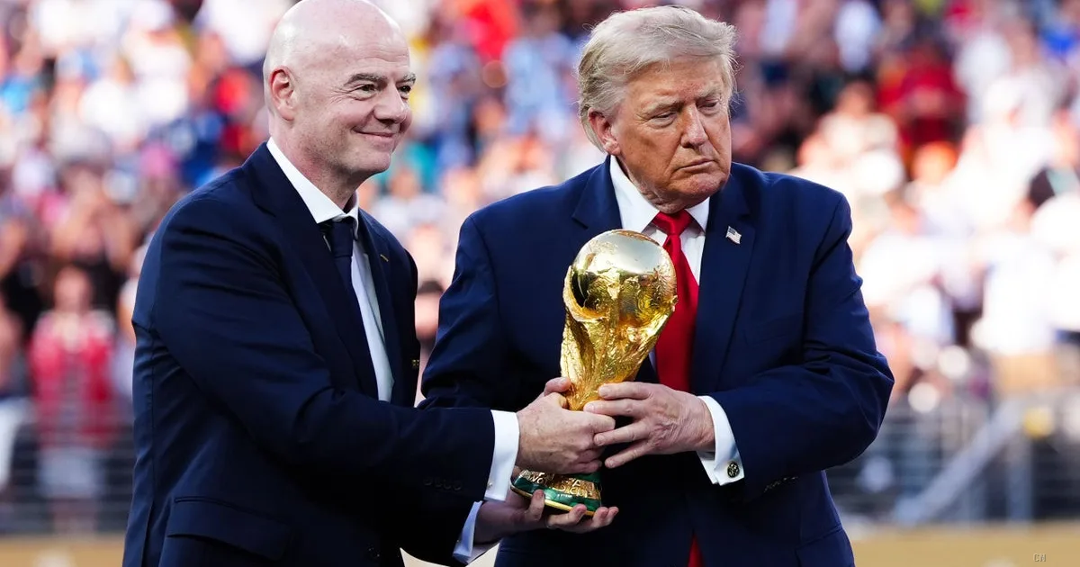 Trump difende Infantino: «Rimuoverlo dalla presidenza FIFA sarebbe un errore terribile e costosissimo»