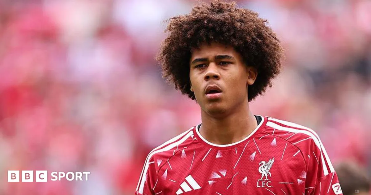 Liverpool, il paradosso Ndukwe: il gigante che incanta Iraola ma non può giocare in Premier League