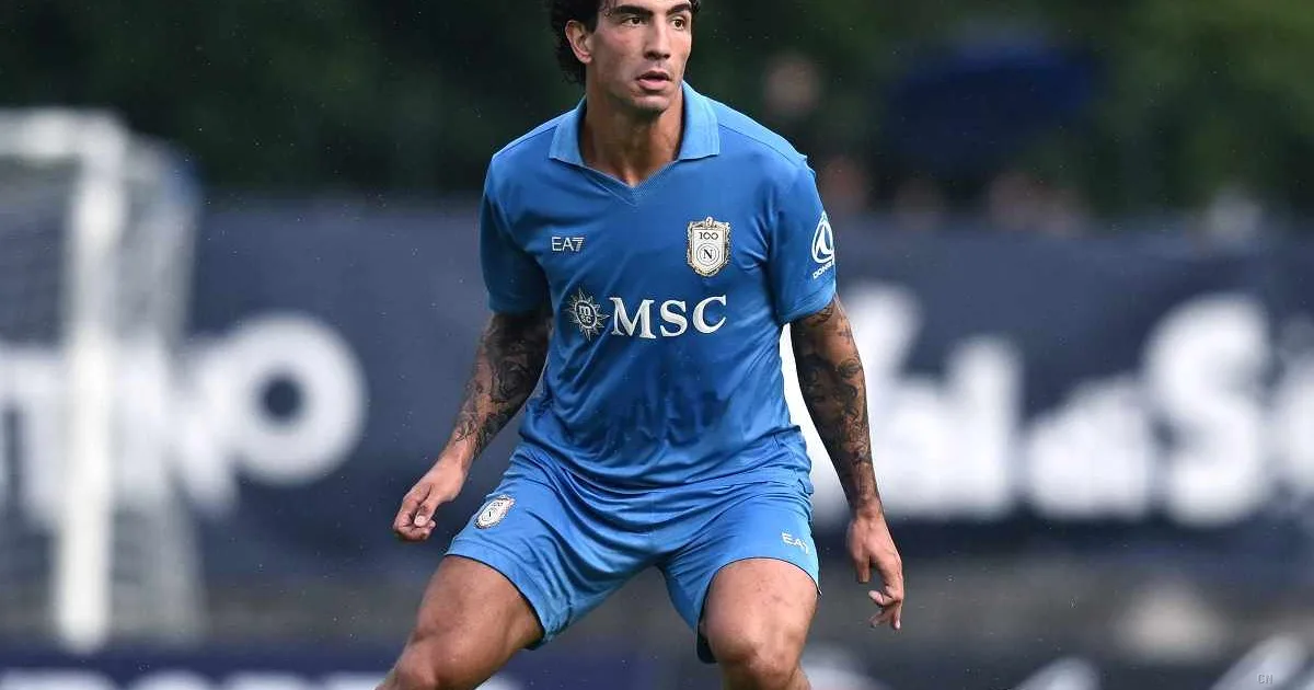 Napoli, difesa in frantumi: Marianucci ko fino a ottobre, assalto totale a Badiashile del Chelsea