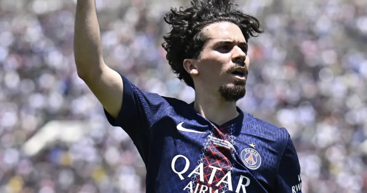 Vitinha incorona i compagni per il Pallone d'Oro: "Spero vinca uno tra Kvaratskhelia, Dembélé o Fabian Ruiz"