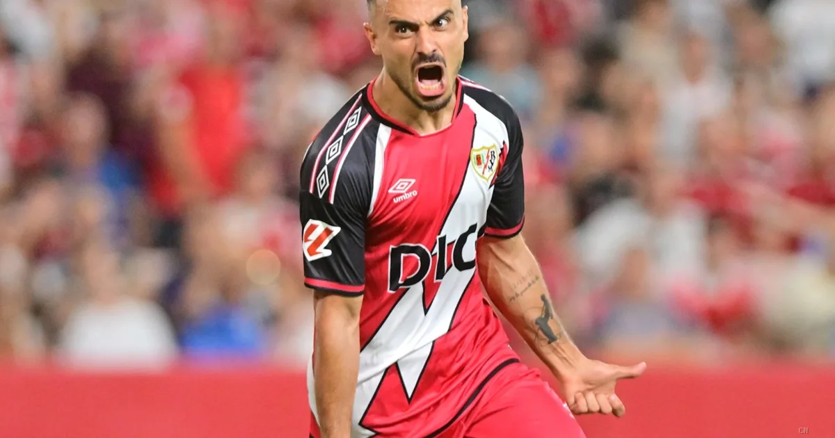 Rayo Vallecano furioso contro l'arbitraggio: Álvaro García contesta la rimonta del Siviglia al Sánchez-Pizjuán