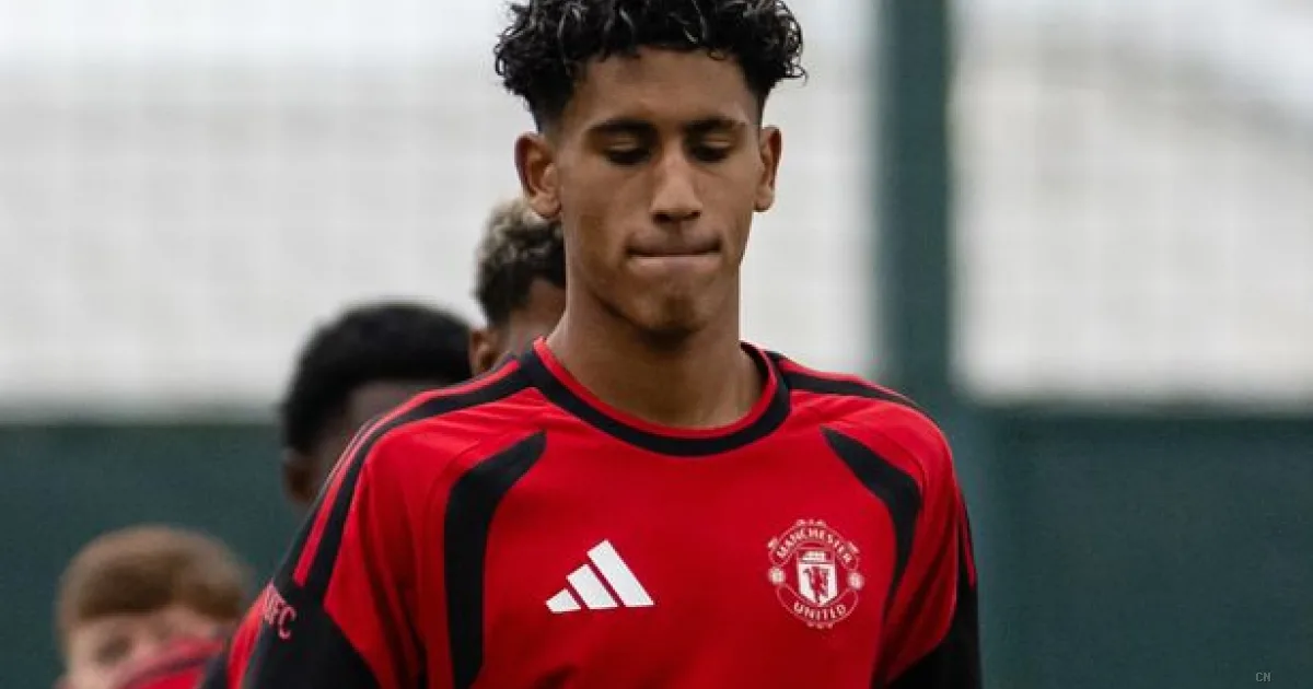 JJ Gabriel e il Manchester United: via libera in Premier League ma con tre regole ferree per il giovane talento