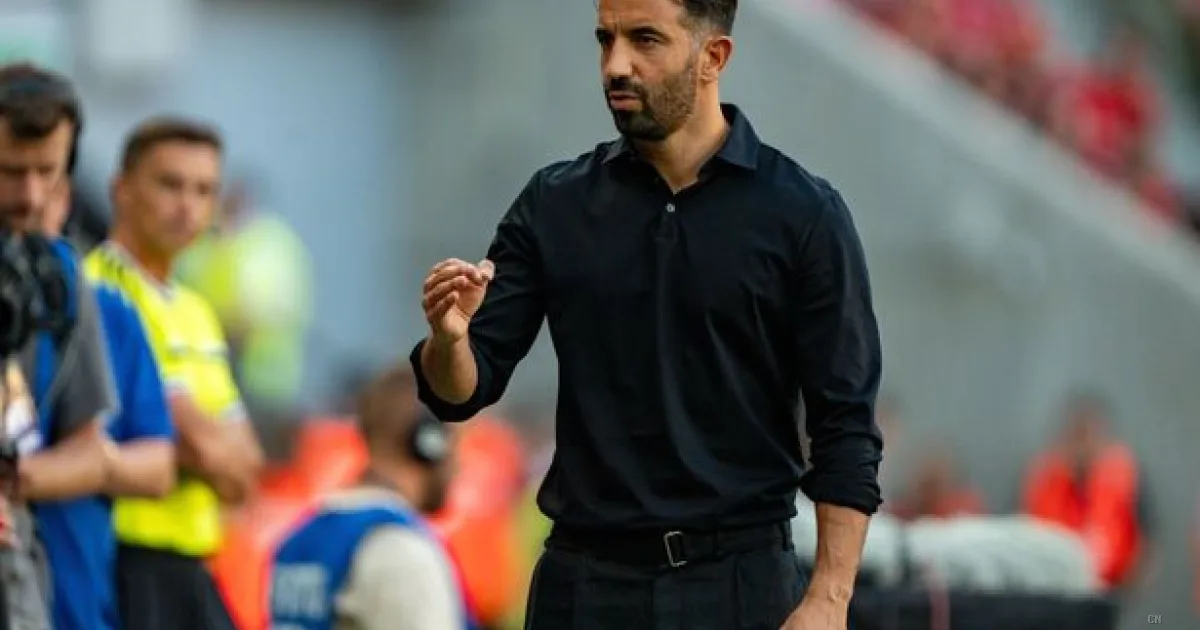 Ruben Amorim gela il Manchester United: «Nessun sentimento, ora esiste solo il mio Milan»