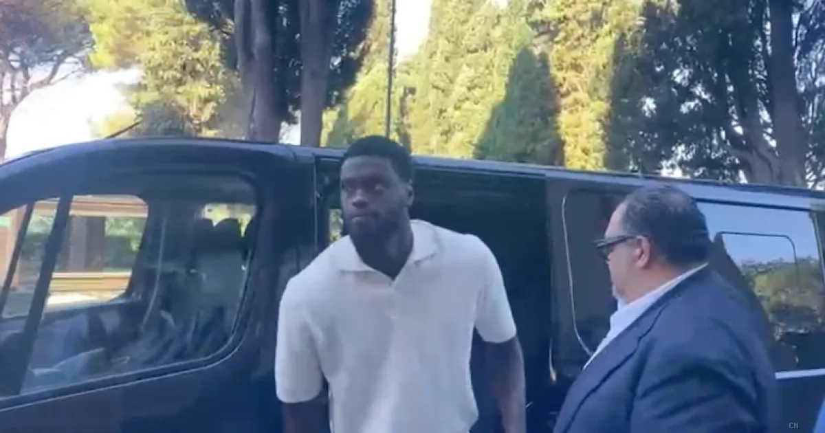 Napoli, colpo Badiashile: visite mediche a Villa Stuart e i dettagli dell'accordo con il Chelsea