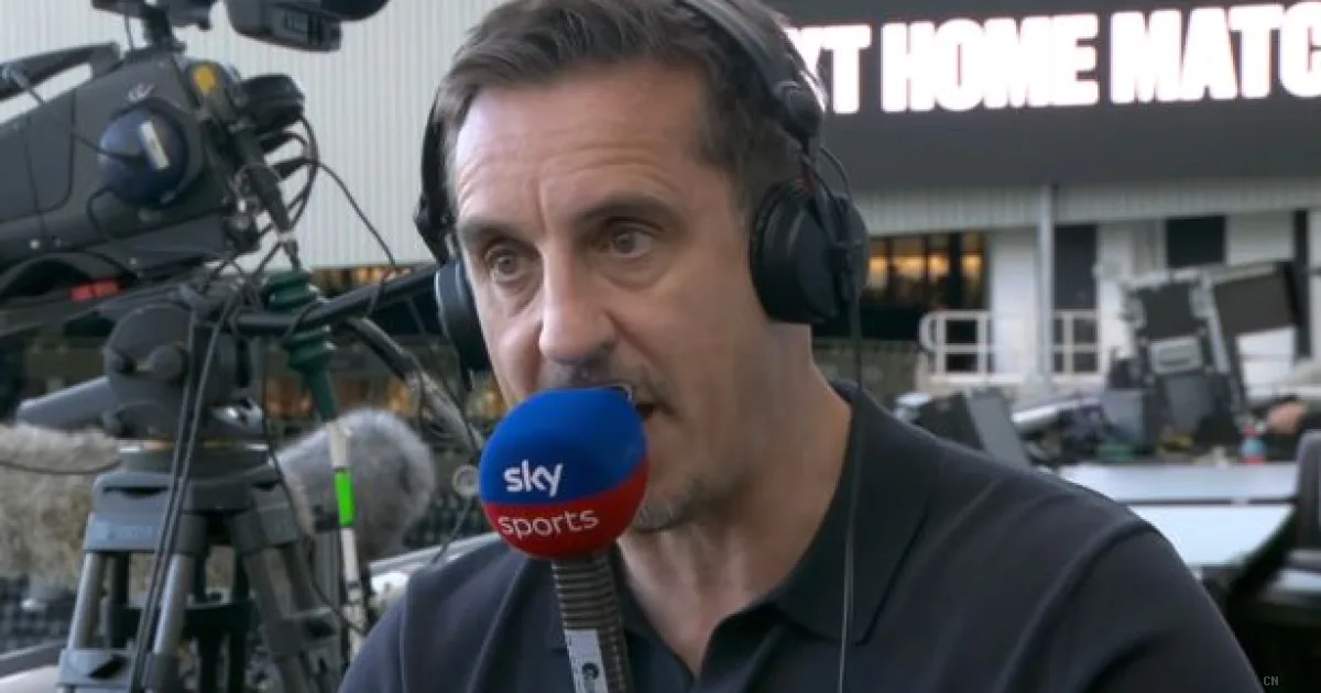 Gary Neville attacca le stelle del Liverpool: "Siamo stati troppo gentili con Wirtz e Isak, ora basta"