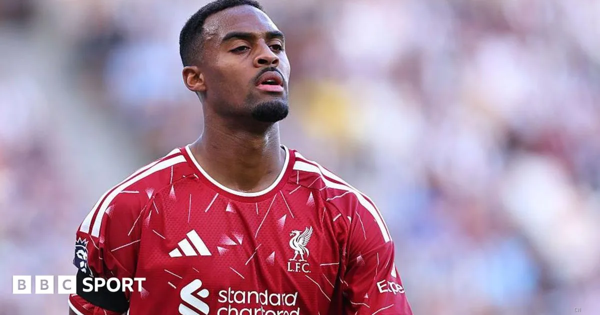 Liverpool, allarme centrocampo: la fragilità tattica di Iraola riapre il dibattito sul mercato