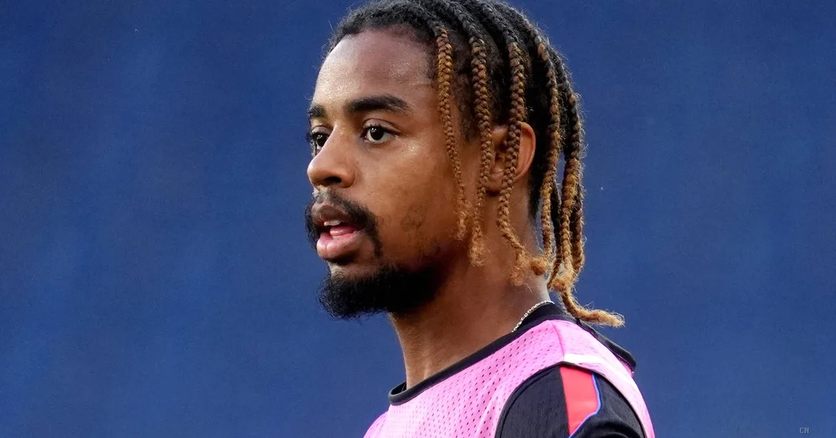 Calciomercato: Barcola verso il Liverpool, l'Arsenal punta Alvarez e il City spende 100 milioni per Bouaddi