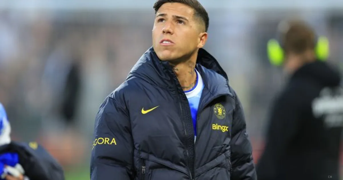 Enzo Fernandez verso il Manchester City: il Chelsea lo esclude e Xabi Alonso commenta il possibile addio