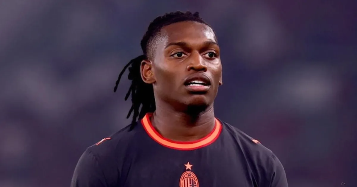 Rafael Leao lascia il Milan: ufficiale il trasferimento al Galatasaray per 45 milioni di euro complessivi