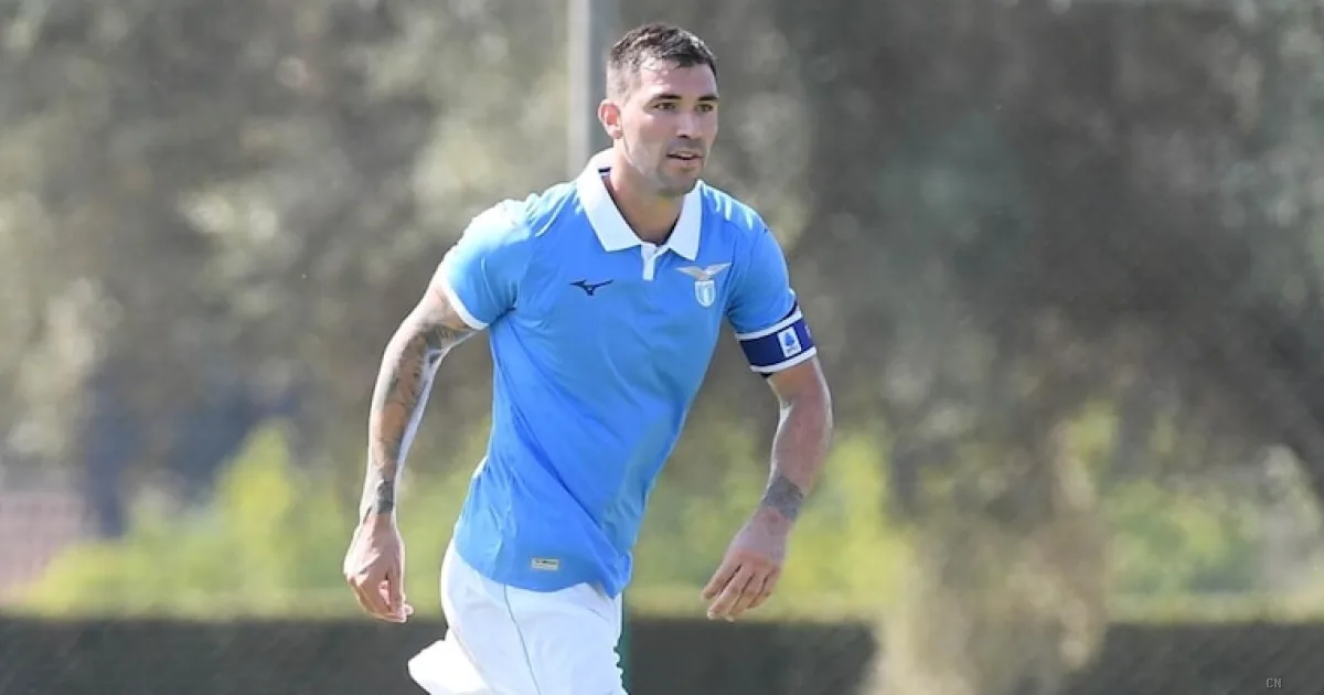 Lazio, il rebus Romagnoli: tra la fascia di capitano e le sirene del Qatar e di Sarri