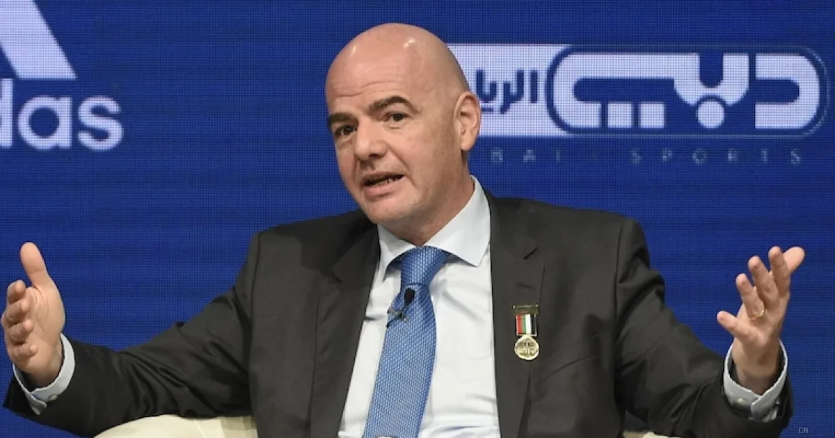 Infantino sotto pressione: l'Uefa chiede le dimissioni