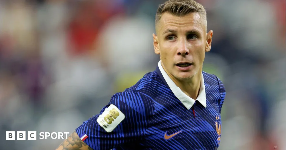 Digne torna al Paris Saint-Germain